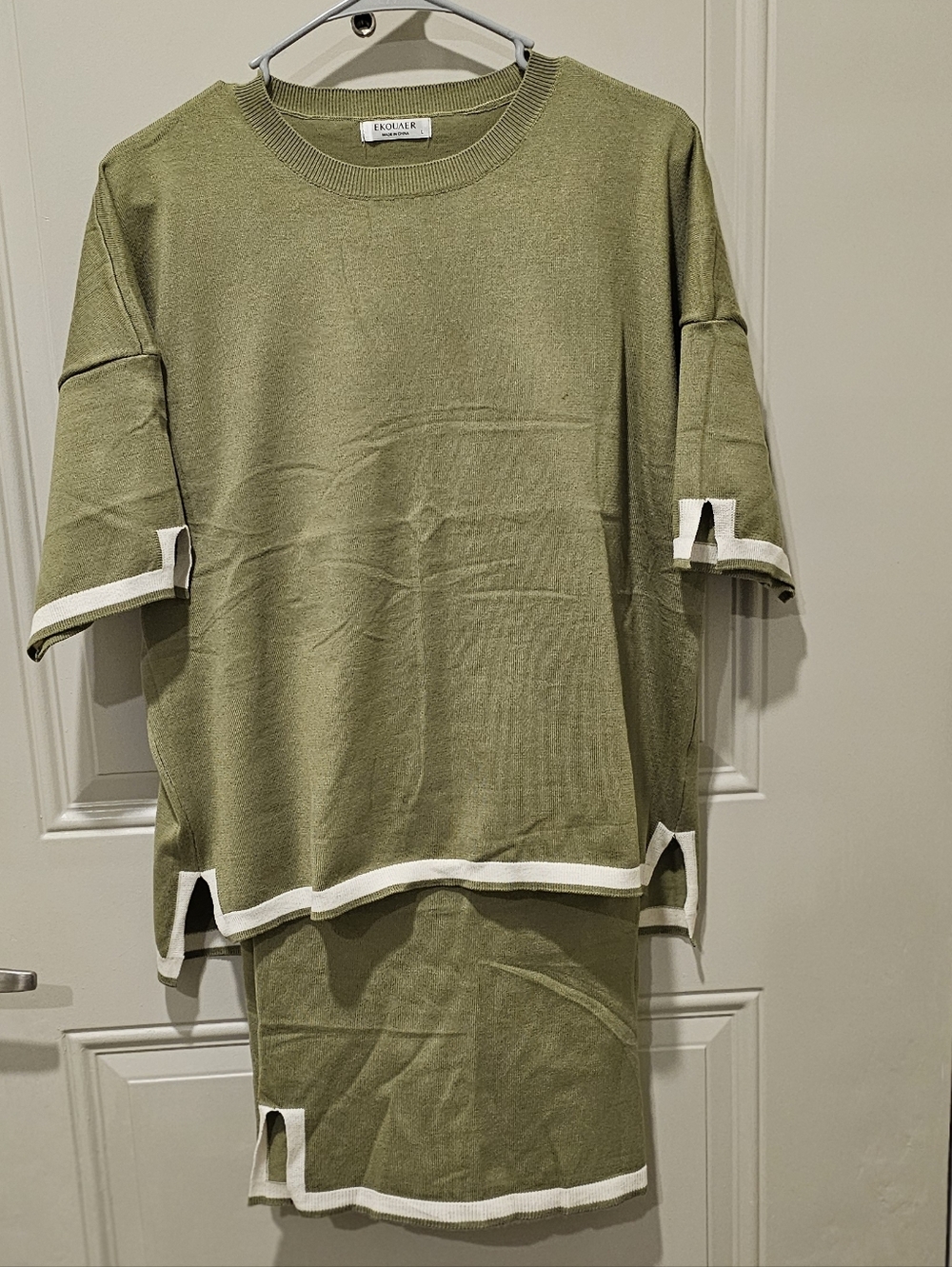 Ekouaer Olive Green Knit Short-Sleeve Jumpsuit